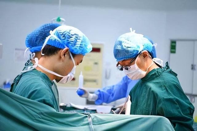 肛瘘手术时间_手术肛瘘时间长吗_肛瘘手术多长时间长好
