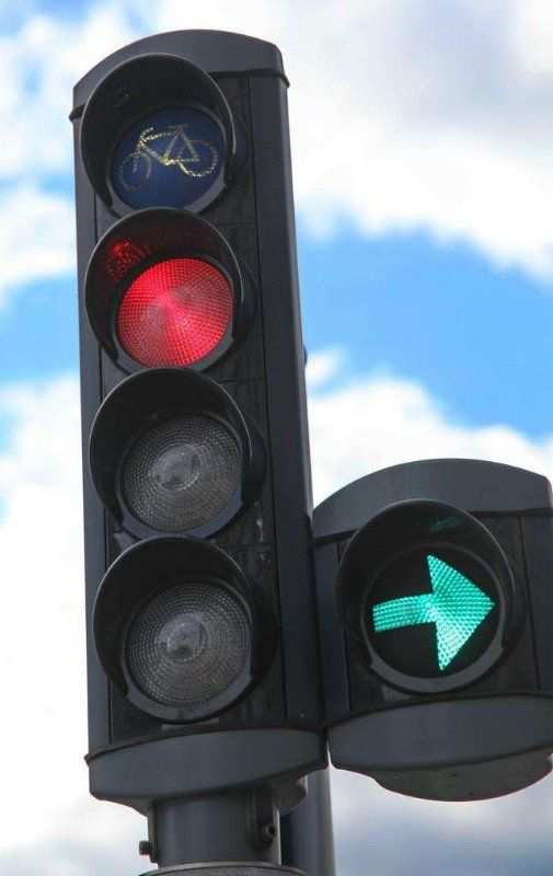 路口停车多少分_路口停车几分钟_女司机路口停车27分钟