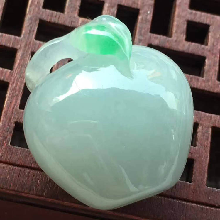 苹果12拍翡翠_苹果拍翡翠用什么软件好_用苹果几拍翡翠好