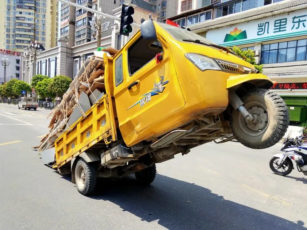路口三轮监控车图片_路口监控三轮车_路口三轮监控车怎么开