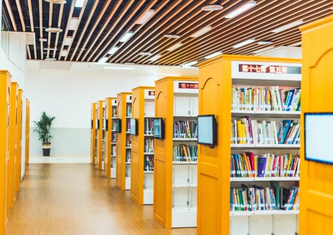 图书管理大学_中国图书管理_图书管理系统网站
