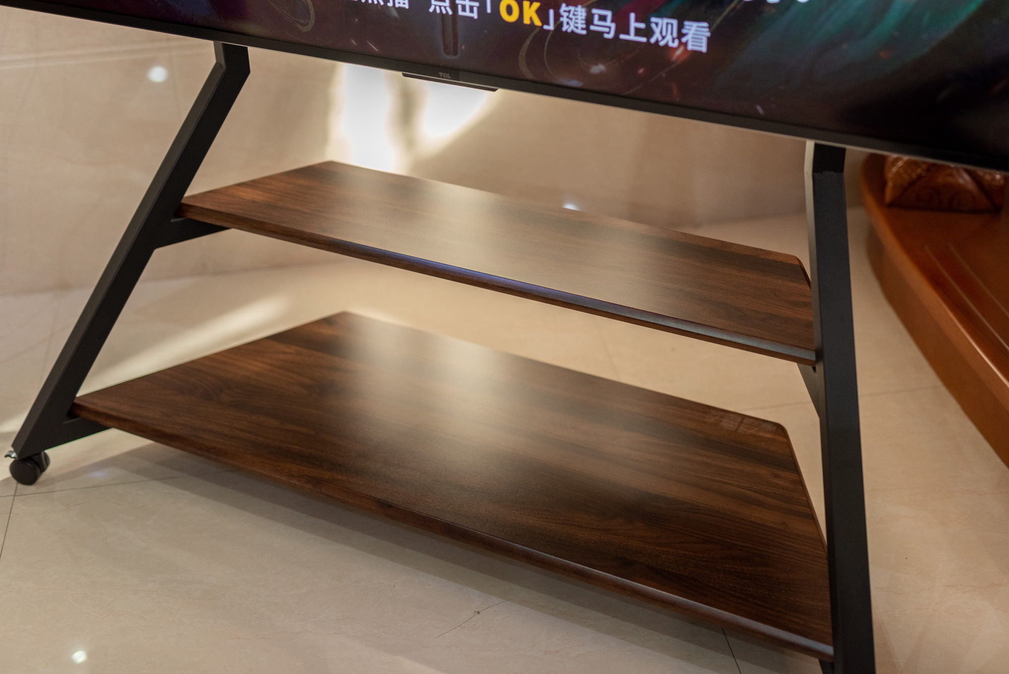 ls55h510n孔距_ls55h510n孔距_距孔中顶周边2m搭设围栏