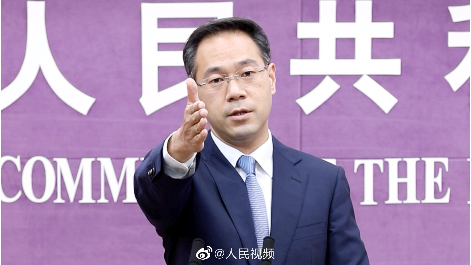 严重的政治_身份政治很严重_严重政治后果