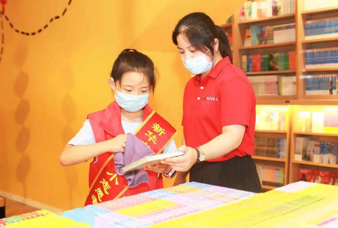 上海季风图书管理软件_上海季风书店老板_上海季风书店关闭原因