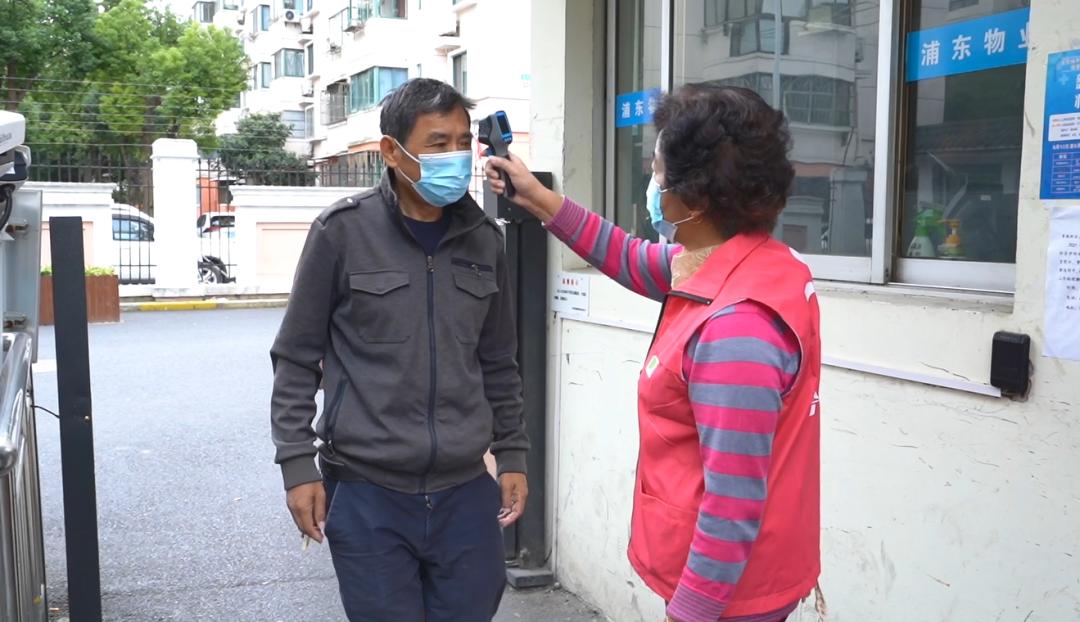 电子警察监控长什么样_公安电子监控_电子警察监控杆