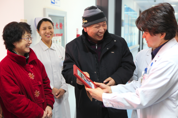 肠胃康复中心李老师简介_康复主任医师简介_康复中心李主任胃病
