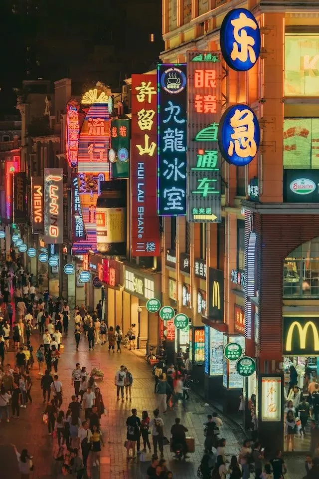 道路监控杆施工造价_道路监控立杆多高_大型道路监控杆