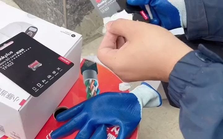 手机怎么看监控摄像头_摄像监控头手机看不到画面_摄像头监控手机上看